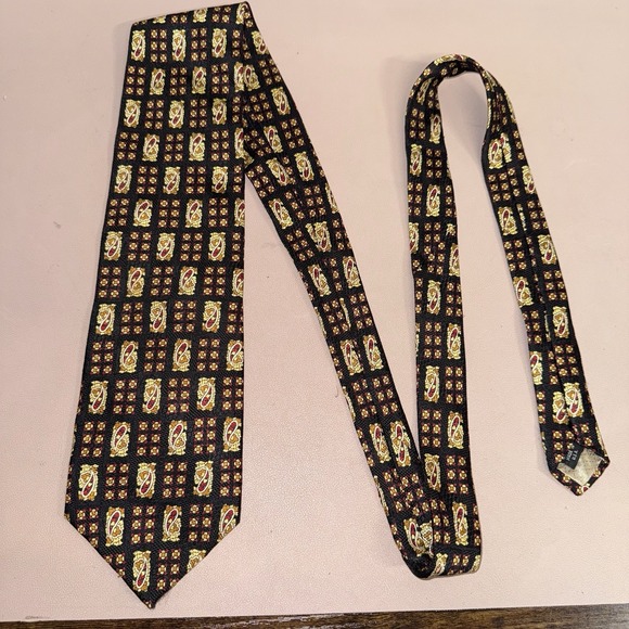 Valentino Rudy Other - Valentino Rudy Italy 100%Silk Tie Black Paisley Geometric Vintage Designer